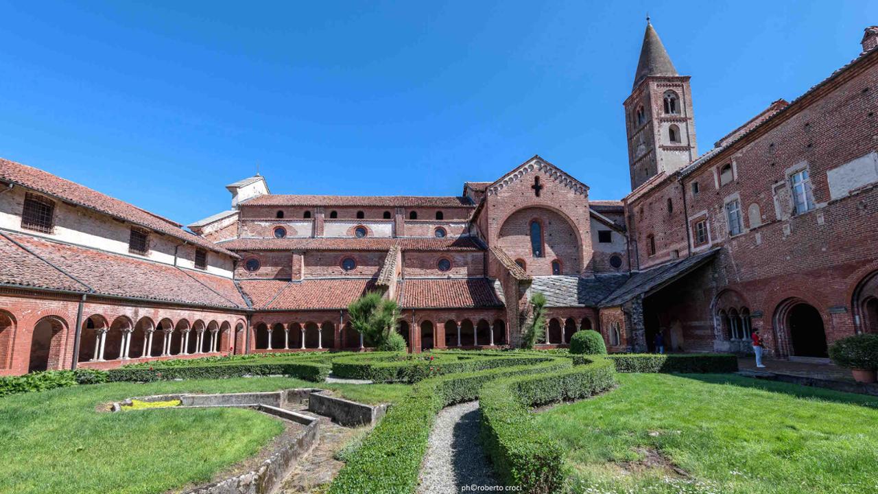 ABBAZIA DI SANTA MARIA DI STAFFARDA - REVELLO
